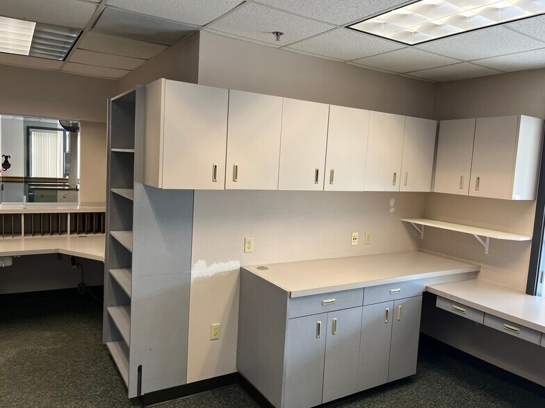 More Photos Of 1219 Applegate St, Philomath Medical For Lease