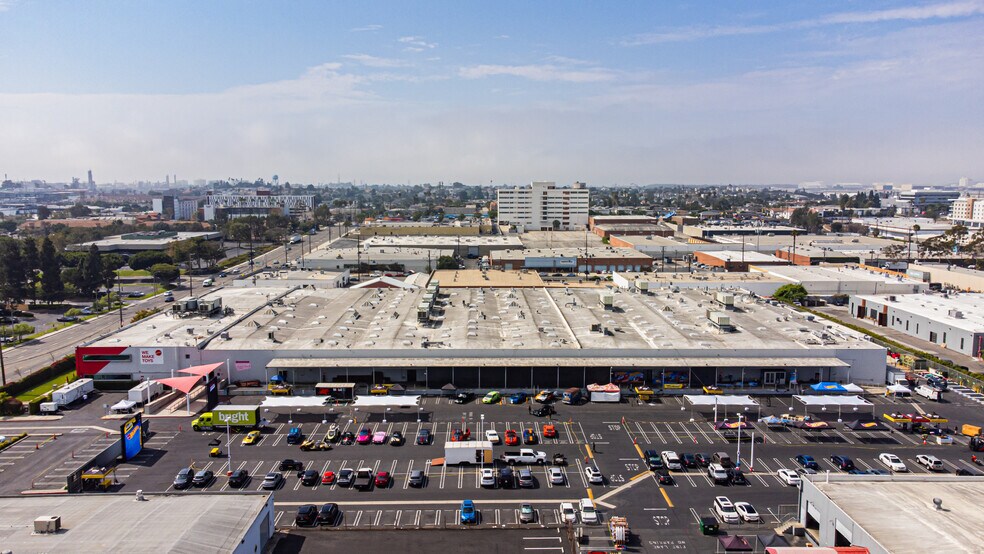 More Photos Of 2031 E Mariposa Ave, El Segundo Office For Lease