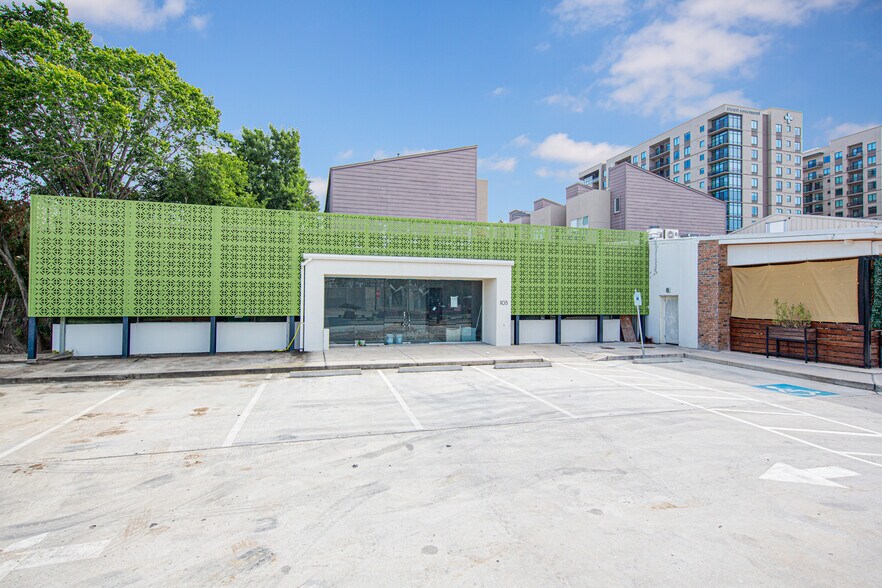 Primary Photo Of 302 Fairview St, Houston Unknown For Lease