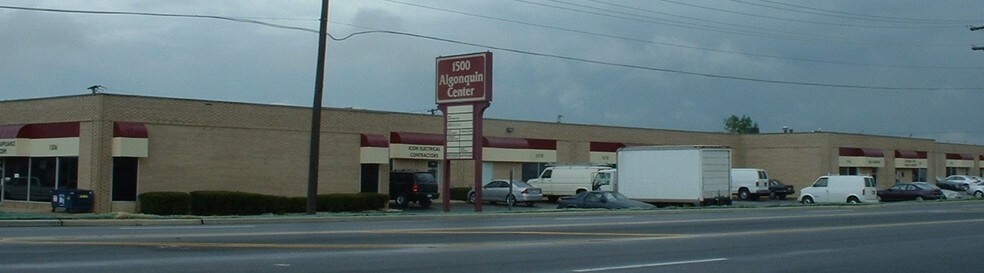 More Photos Of 1500-1534 E Algonquin Rd, Arlington Heights Warehouse For Lease