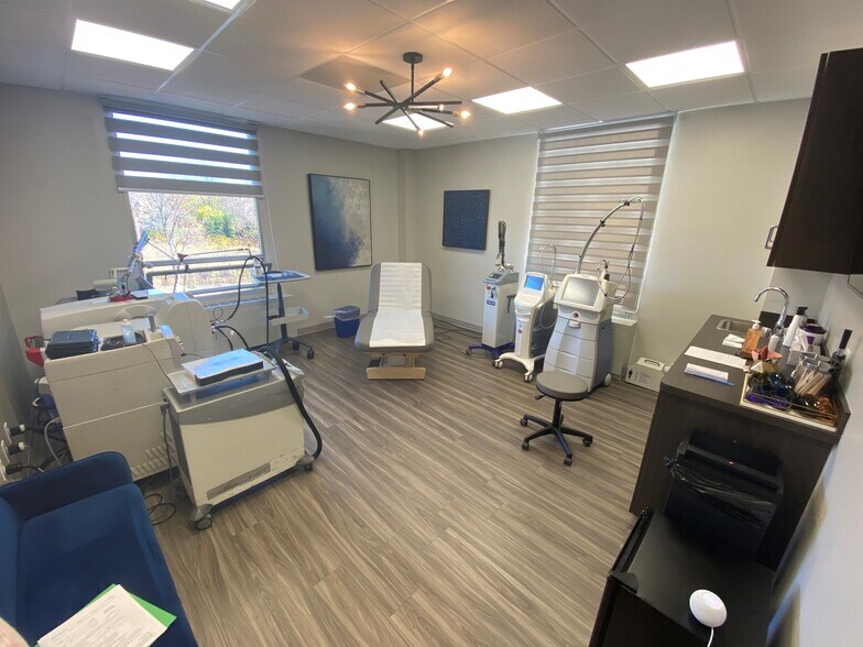 More Photos Of 11119 Rockville Pike, Rockville Medical For Lease