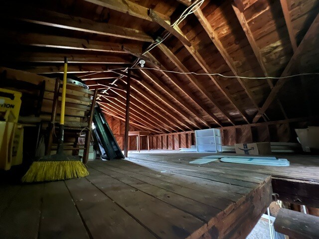 More Photos Of 636 Statesville Blvd, Salisbury Office For Sale