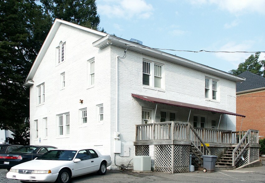 More Photos Of 1819 East Blvd, Charlotte Office For Lease