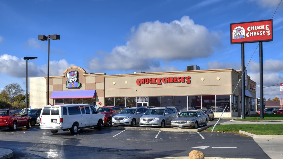 More Photos Of 2809 Elida Rd, Lima Restaurant For Lease