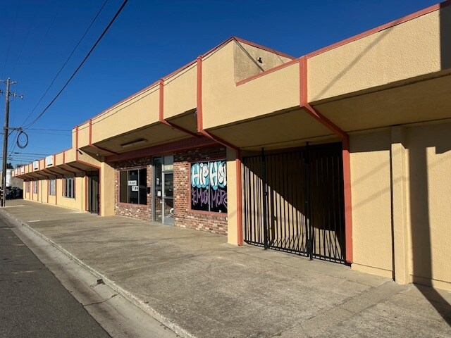 More Photos Of 1905 Covillaud St, Marysville General Retail For Sale