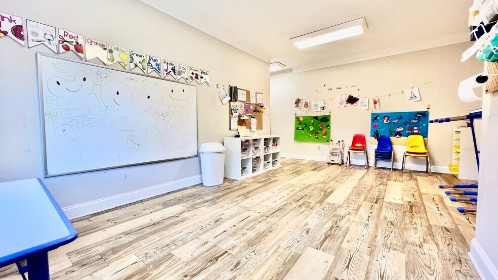 More Photos Of 4080 McGinnis Ferry Rd, Alpharetta Office For Sale