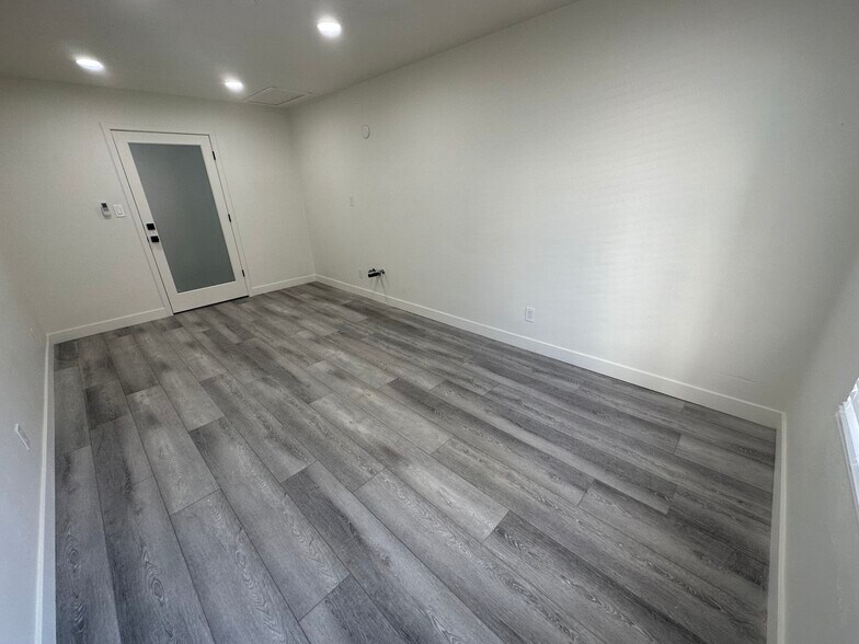 More Photos Of 235 Lake St, Reno Storefront Retail Office For Sale