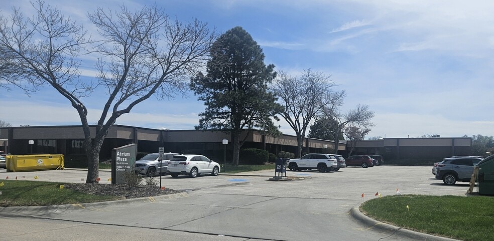 Primary Photo Of 11303-11324 Chicago Cir, Omaha Office For Lease