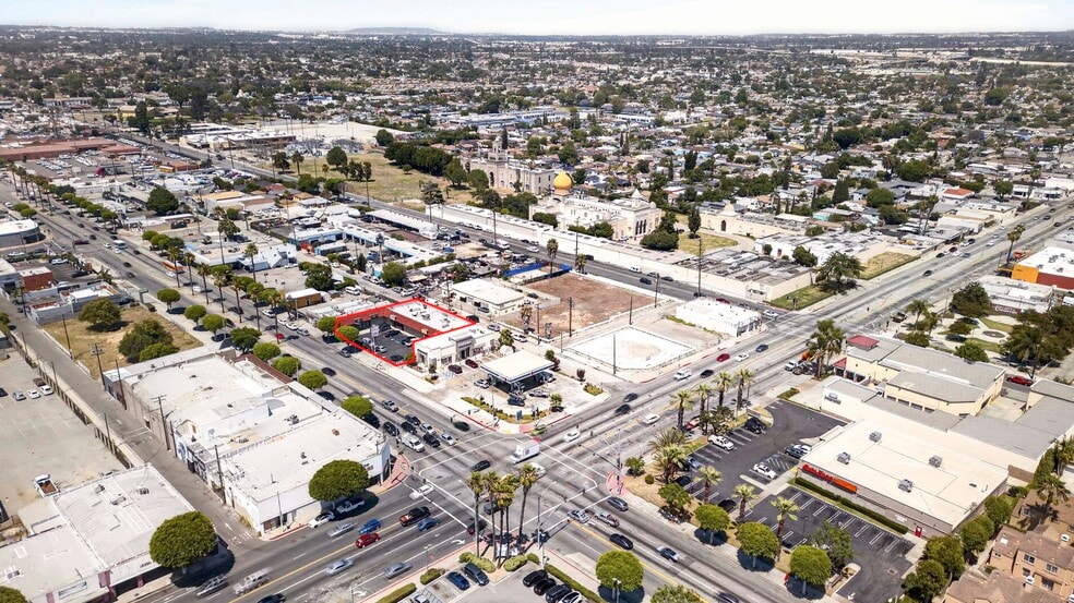 More Photos Of 108-120 N Long Beach Blvd, Compton Storefront For Sale