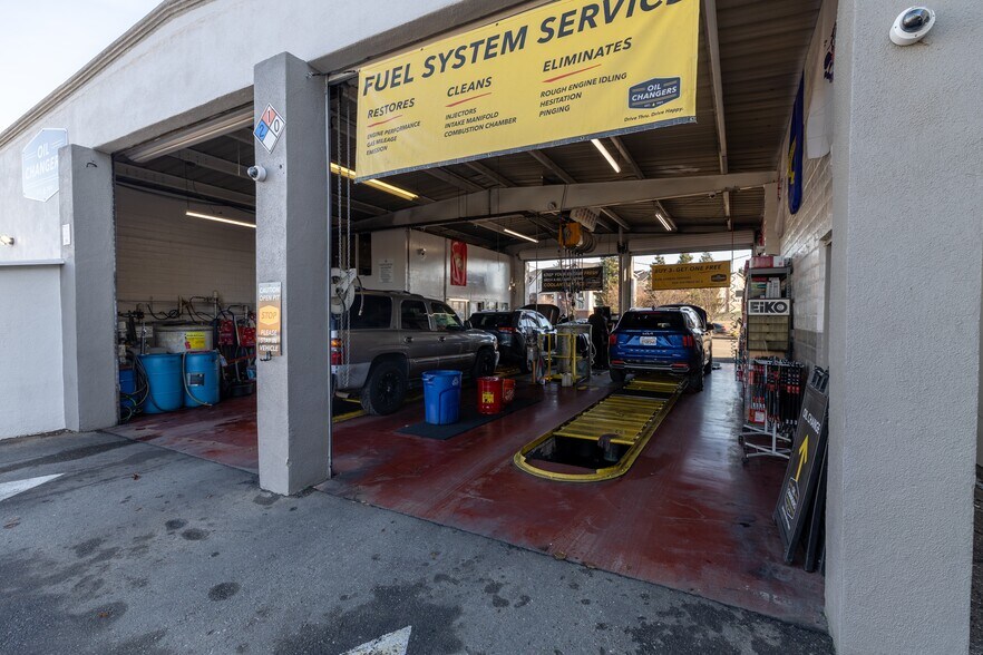 More Photos Of 2653 Old 1st St, Livermore Auto Repair For Sale