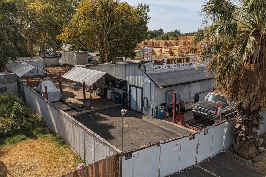 More Photos Of 3725 Pine St, Rocklin Auto Repair For Sale