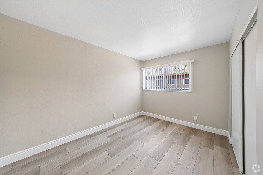 More Photos Of 2125 92nd Ave, Oakland Apartments For Sale