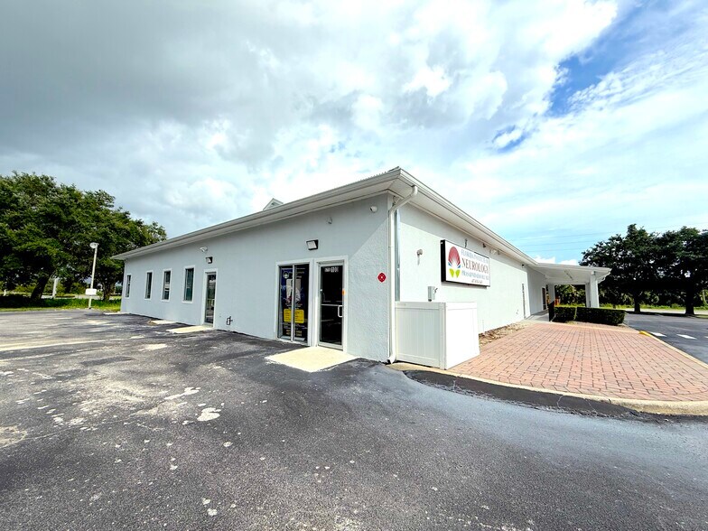Primary Photo Of 16123 W Colonial Dr, Oakland Office For Lease