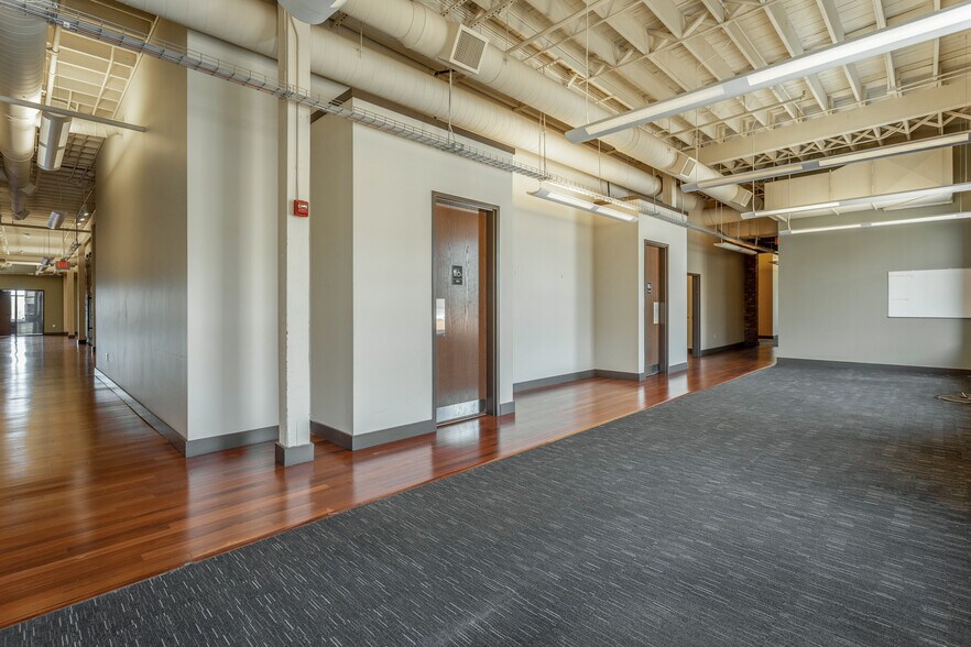 More Photos Of 201 W Main St, Chattanooga Office Residential For Sale