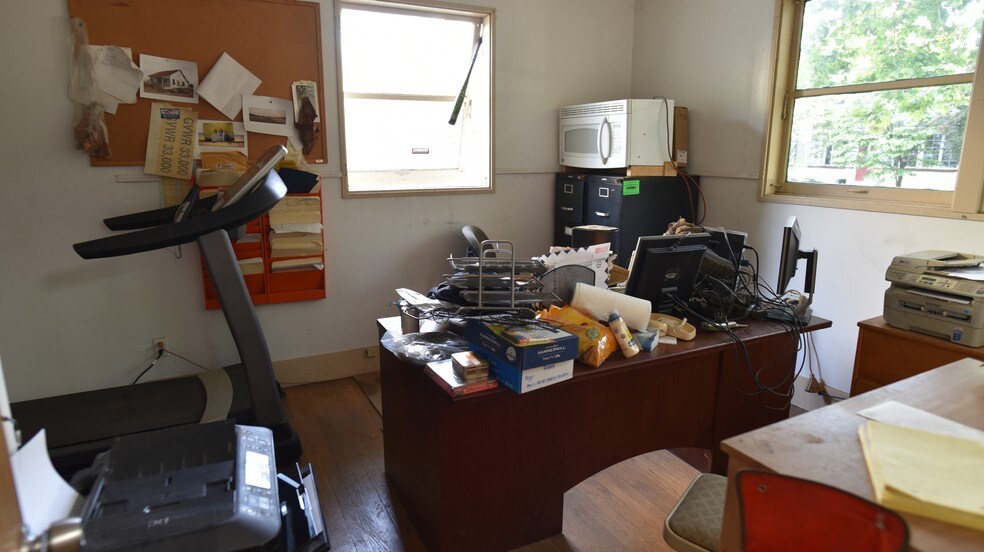 More Photos Of 56 Model Ave, Hopewell General Retail For Sale
