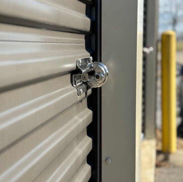 More Photos Of 633 Sneed Blvd, Lafayette Self Storage For Sale