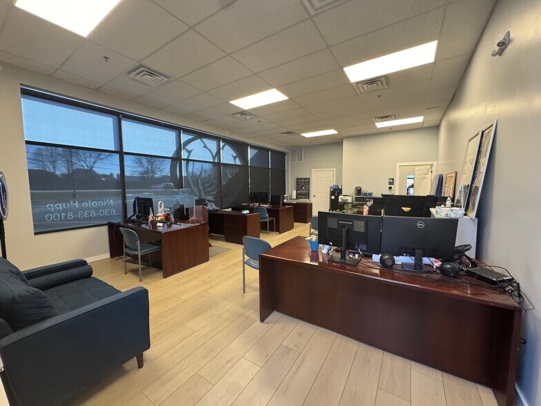 More Photos Of 4579-4589 Route 71, Oswego Storefront Retail Office For Lease