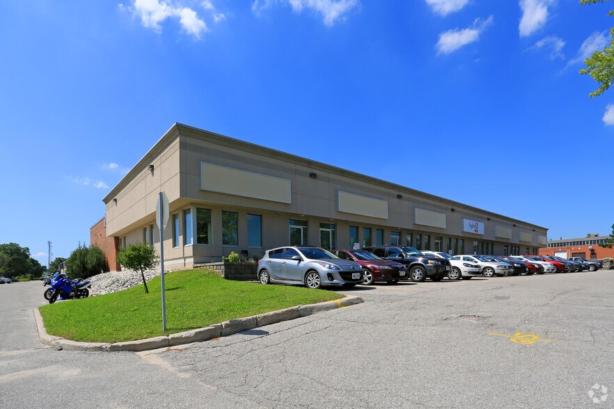 Primary Photo Of 230 Bayview Dr, Barrie Warehouse For Lease