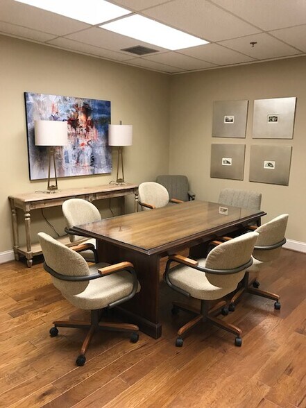 More Photos Of 3100 Lorna Rd, Vestavia Hills Office For Lease