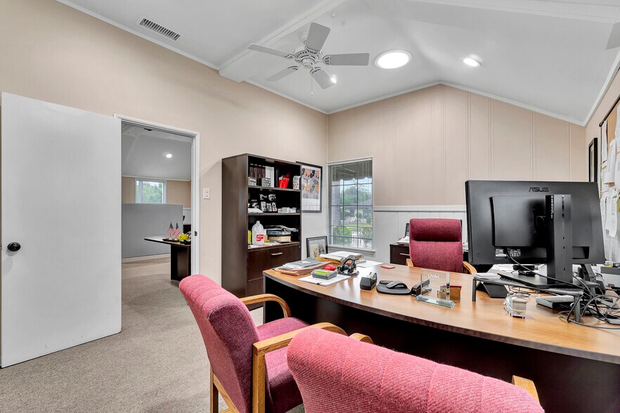 More Photos Of 209 E I St, Ontario Office Residential For Sale
