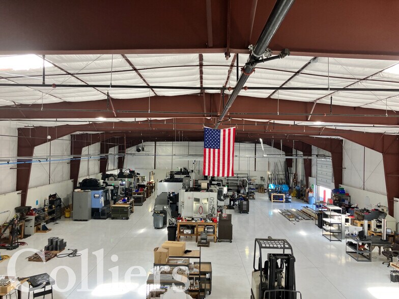 More Photos Of 8515 E Cash Ln, Nampa Warehouse For Lease