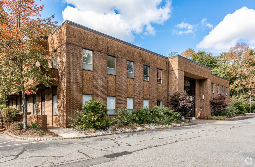 Primary Photo Of 150 N Finley Ave, Basking Ridge Medical For Lease