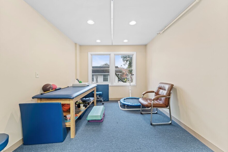 More Photos Of 17 Elm Ave, Hackensack Rehabilitation Center For Lease