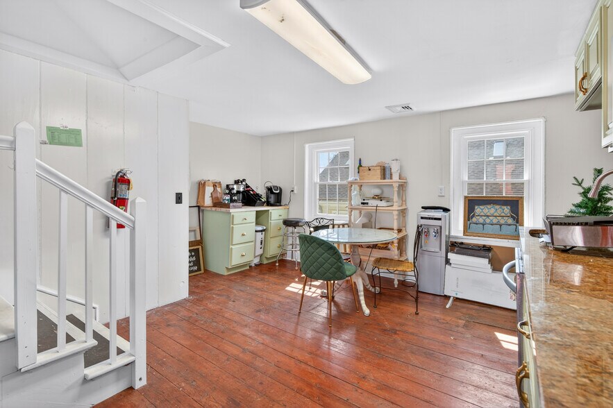 More Photos Of 22 S Main St, Allentown Office For Sale