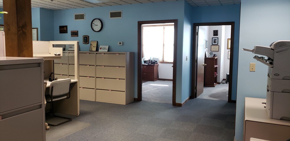 More Photos Of 1130 Ten Rod Rd, North Kingstown Medical For Sale