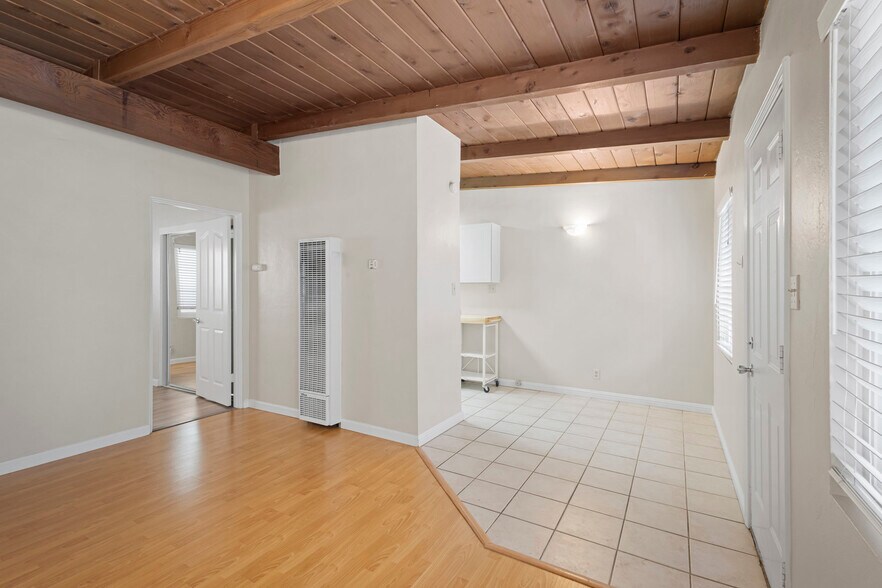 More Photos Of 310 Gladys Ave, Mountain View Apartments For Sale
