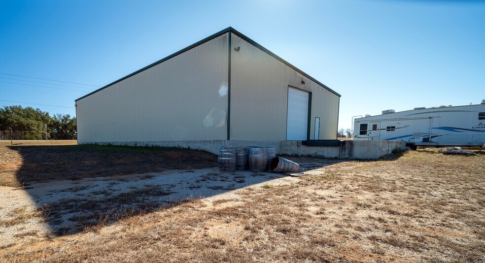 More Photos Of 130 S Ranch Road 1623, Stonewall Refrigeration Cold Storage For Sale