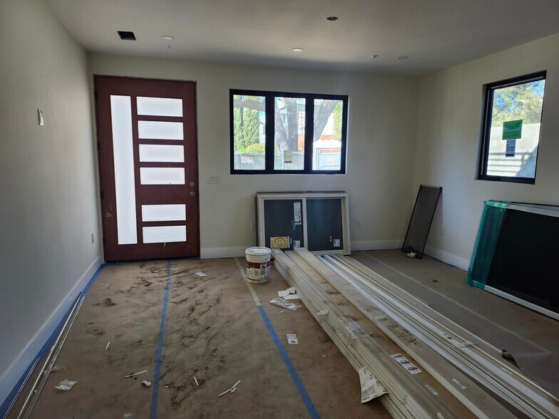 More Photos Of 438-440 N Oak Ave, Pasadena Apartments For Sale