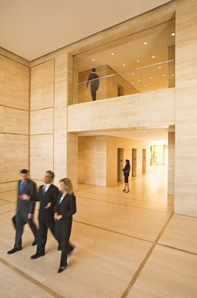 More Photos Of 20 Pacifica, Irvine Office For Lease