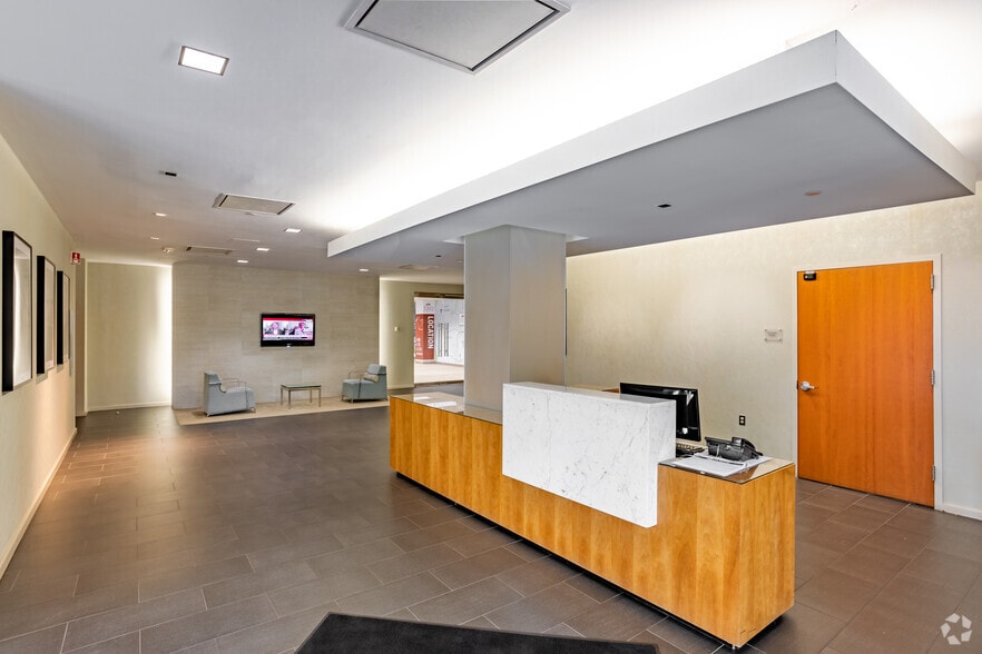 More Photos Of 5202 Presidents Ct, Frederick Office For Lease