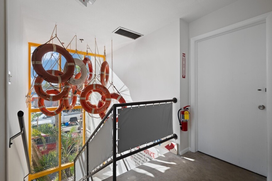 More Photos Of 810 Dodecanese Blvd, Tarpon Springs Marina For Sale