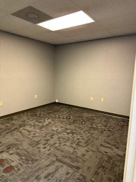 More Photos Of 2525 Drane Field Rd, Lakeland Unknown For Sale