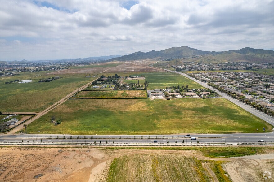 More Photos Of 25245 Ethanac Rd, Menifee Land For Sale
