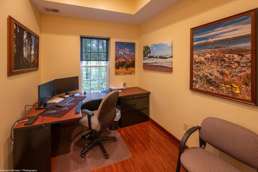 More Photos Of 11090 Dovedale Ct, Marriottsville Office For Sale