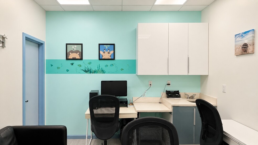 More Photos Of 13107 40th Rd, Flushing Medical For Sale