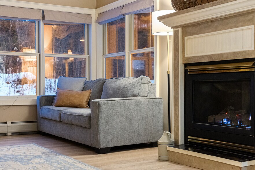 More Photos Of 54 Red Clover Ln, Mendon Hotel For Sale