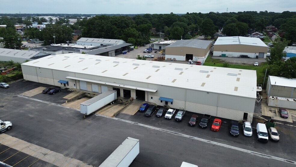 Primary Photo Of 3440 Trant Ave, Norfolk Distribution For Lease