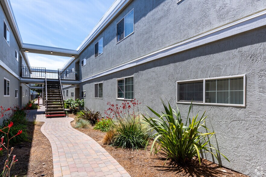 More Photos Of 3819 East Ave, Livermore Apartments For Sale