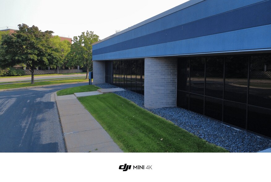 More Photos Of 700-865 5th St S, Hopkins Flex For Sale