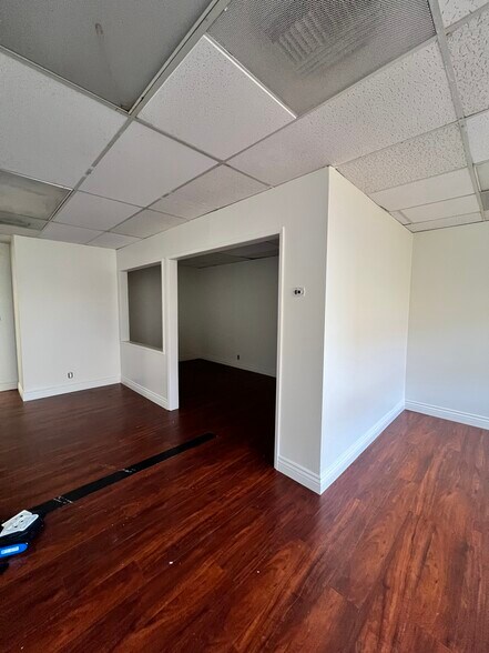 More Photos Of 9010 Corbin Ave, Northridge Office For Lease