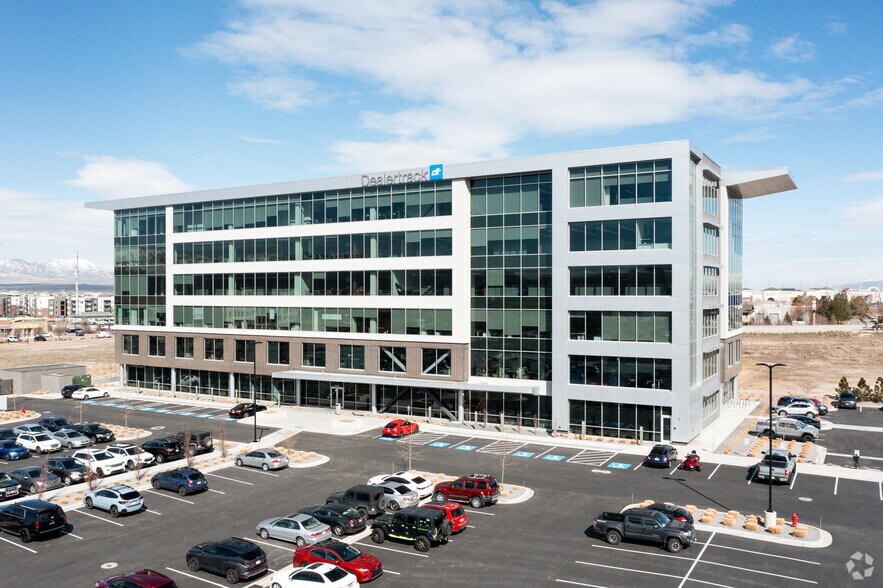 More Photos Of 13693 S 200 W, Draper Office For Lease