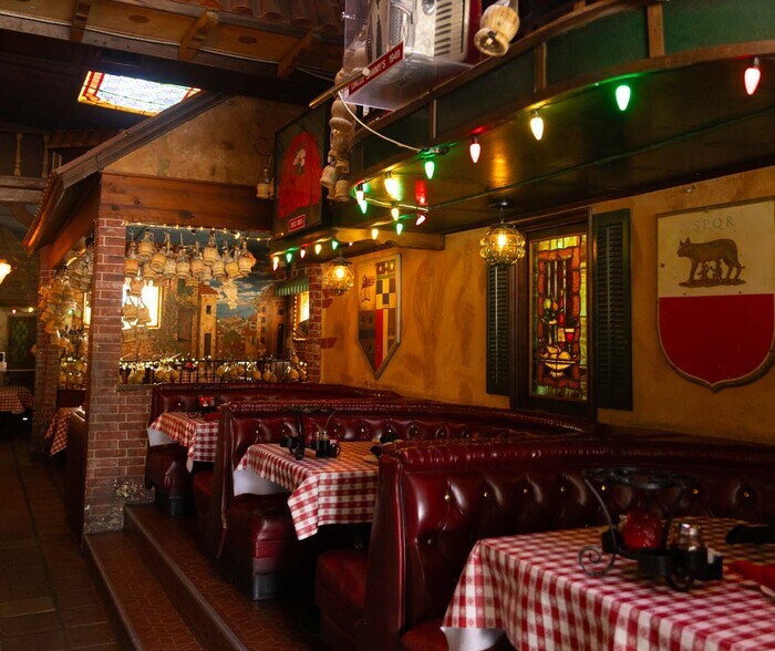 More Photos Of 3655 Cahuenga Blvd W, Los Angeles Restaurant For Sale