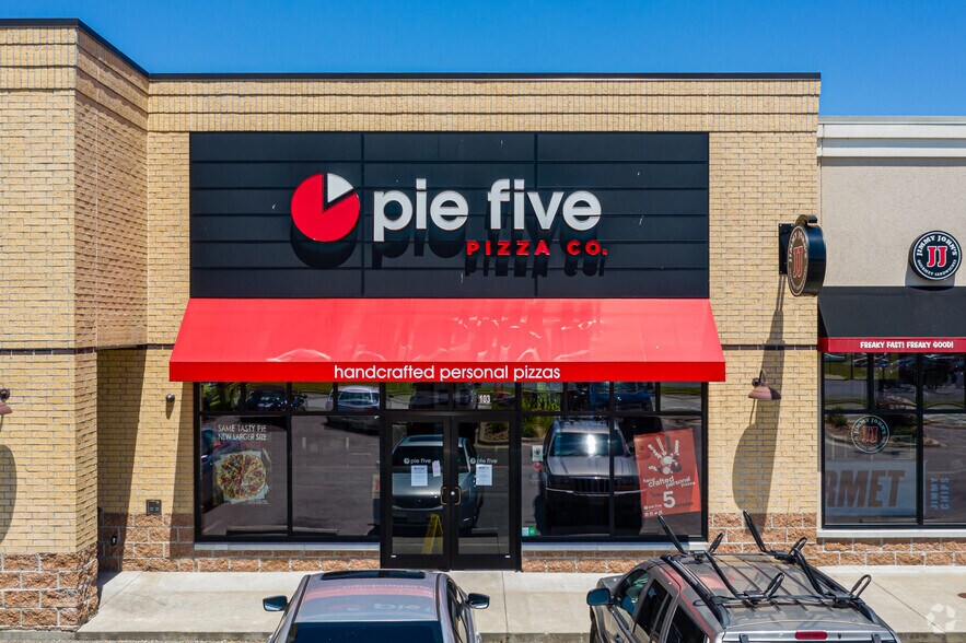 More Photos Of 482-490 Branson Landing Blvd, Branson General Retail For Sale