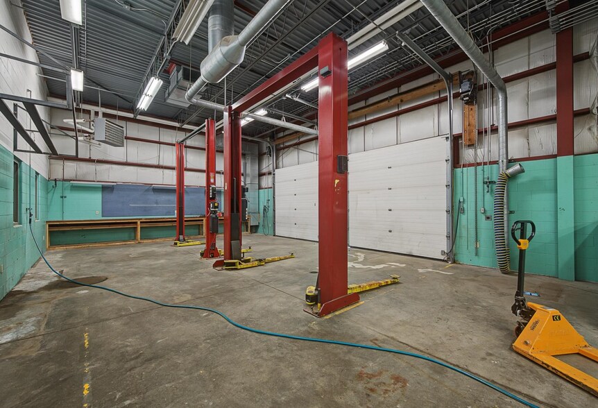 More Photos Of 1600 26th St, Monroe Schools For Sale