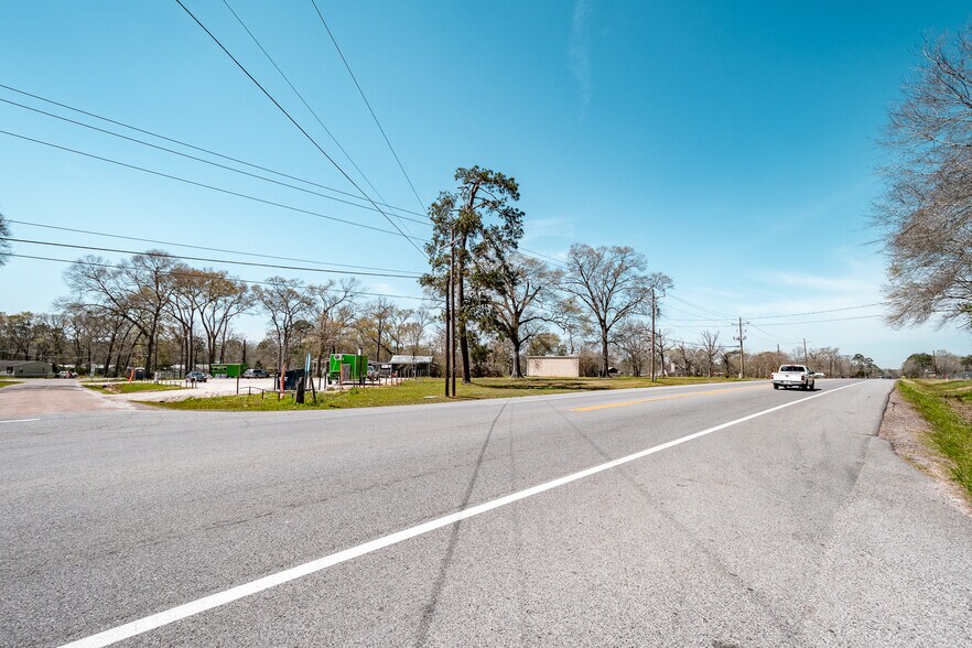 More Photos Of 24932 FM 2090, Splendora Office Residential For Sale