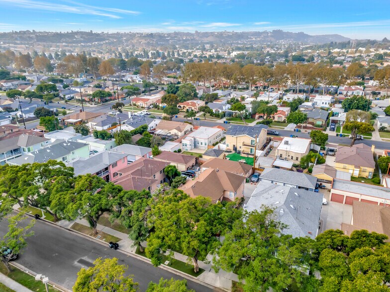 More Photos Of 3725 S Victoria Ave, Los Angeles Multifamily For Sale